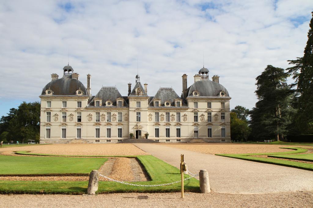 Thésée Gite Du Domaine Du Haut Perron 빌라 외부 사진